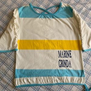 White mid sleeve shirt